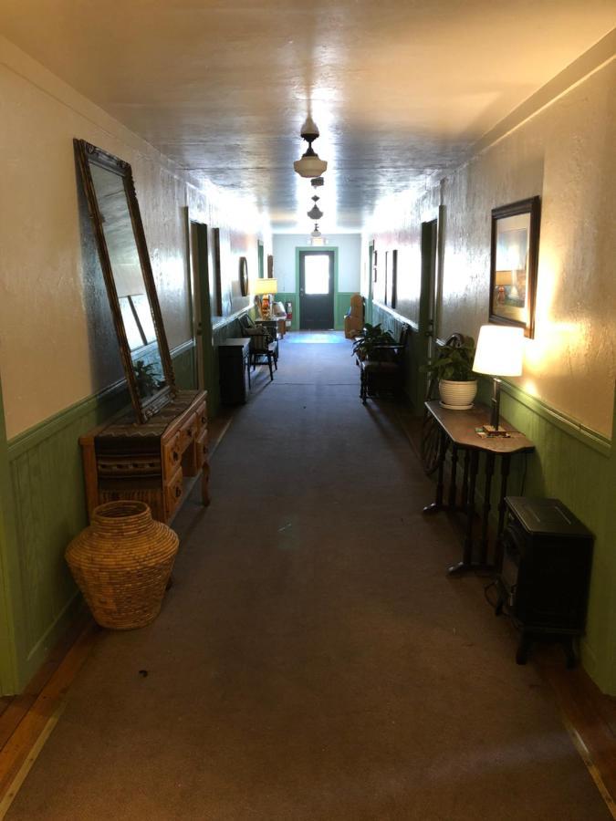 Fort Davis Drug Store Hotel エクステリア 写真